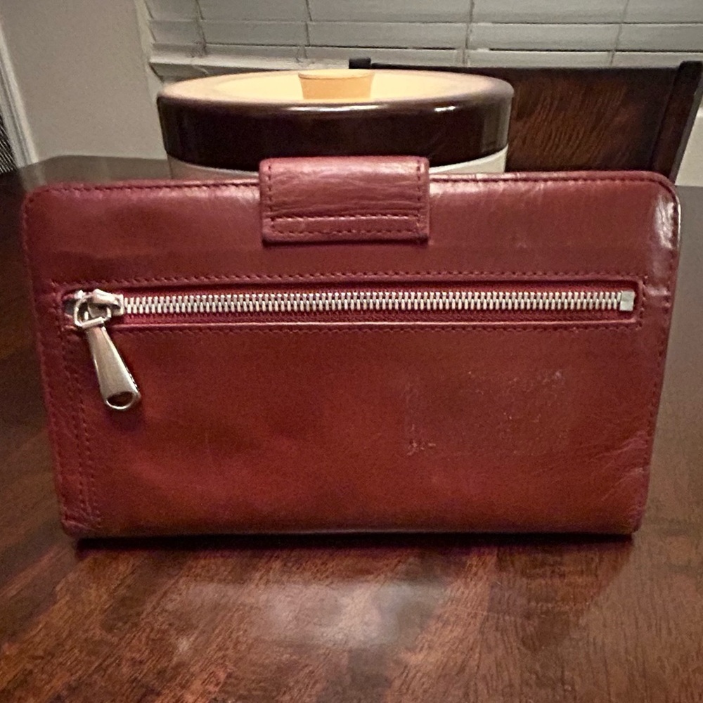 Stylish HOBO Wallet - Picture 2 of 4